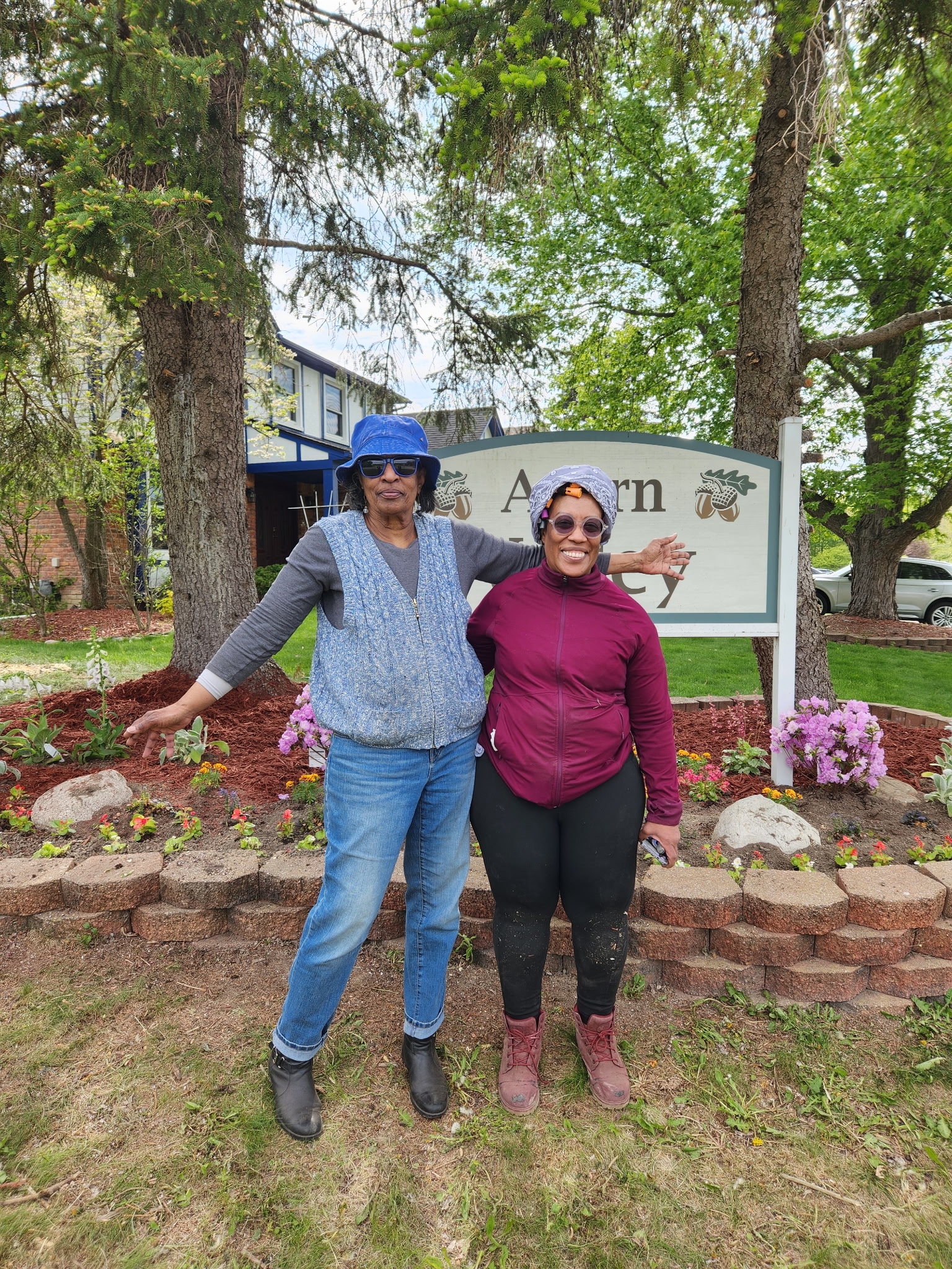 Island Clean Up/Beautification of Entrance